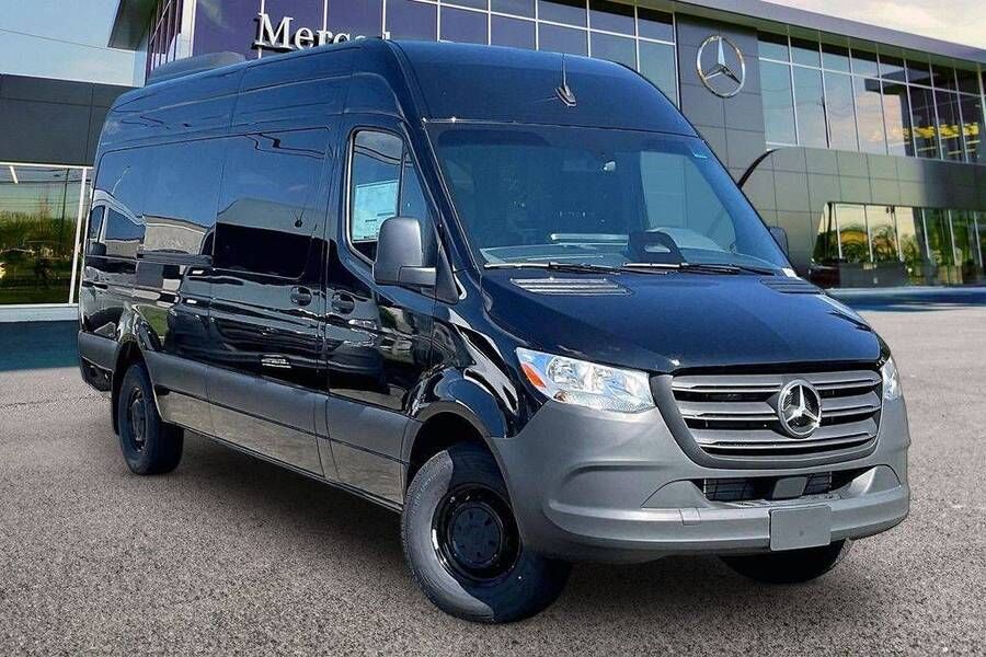 2026 MERCEDES-BENZ Sprinter