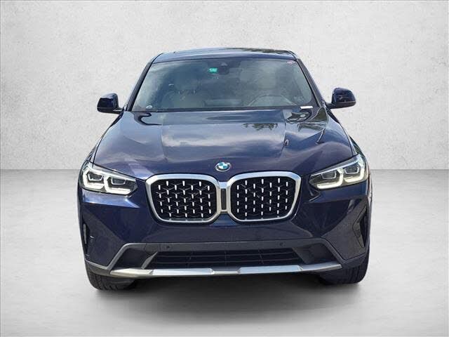 2023 BMW X4