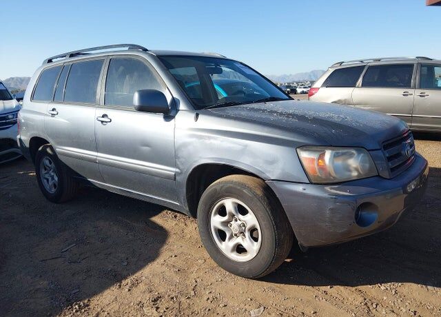 2004 TOYOTA Highlander