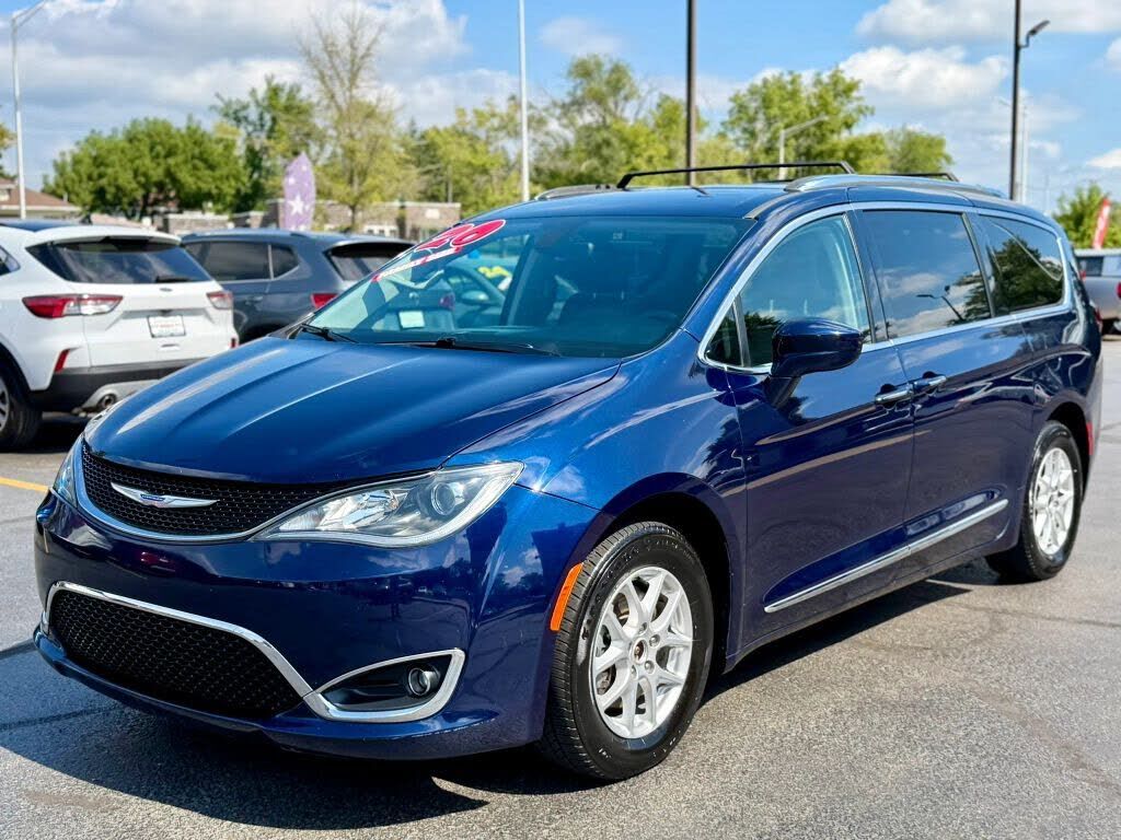 2020 CHRYSLER Pacifica