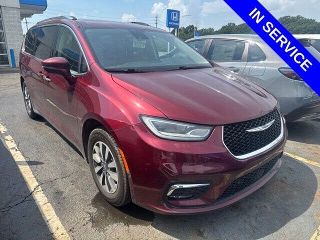 2021 CHRYSLER Pacifica
