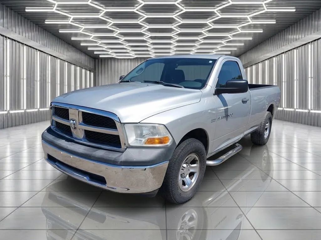 2012 DODGE Ram