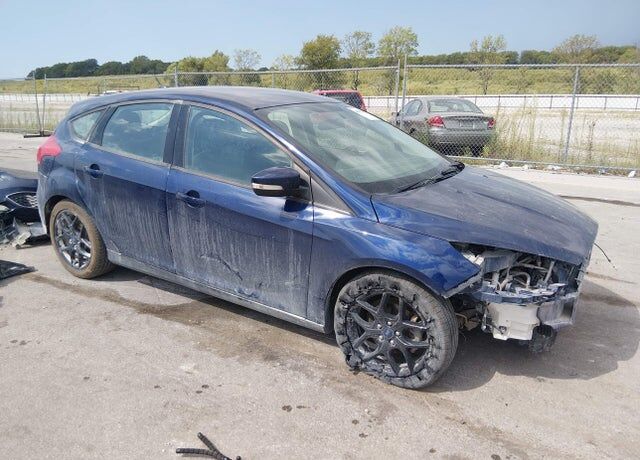 2016 FORD Focus