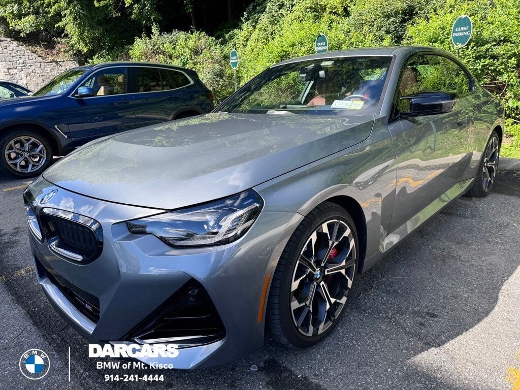 2025 BMW M2