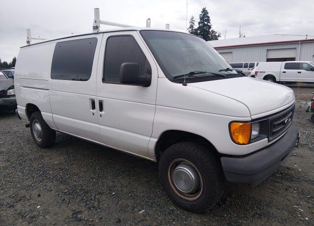 2005 FORD E-250