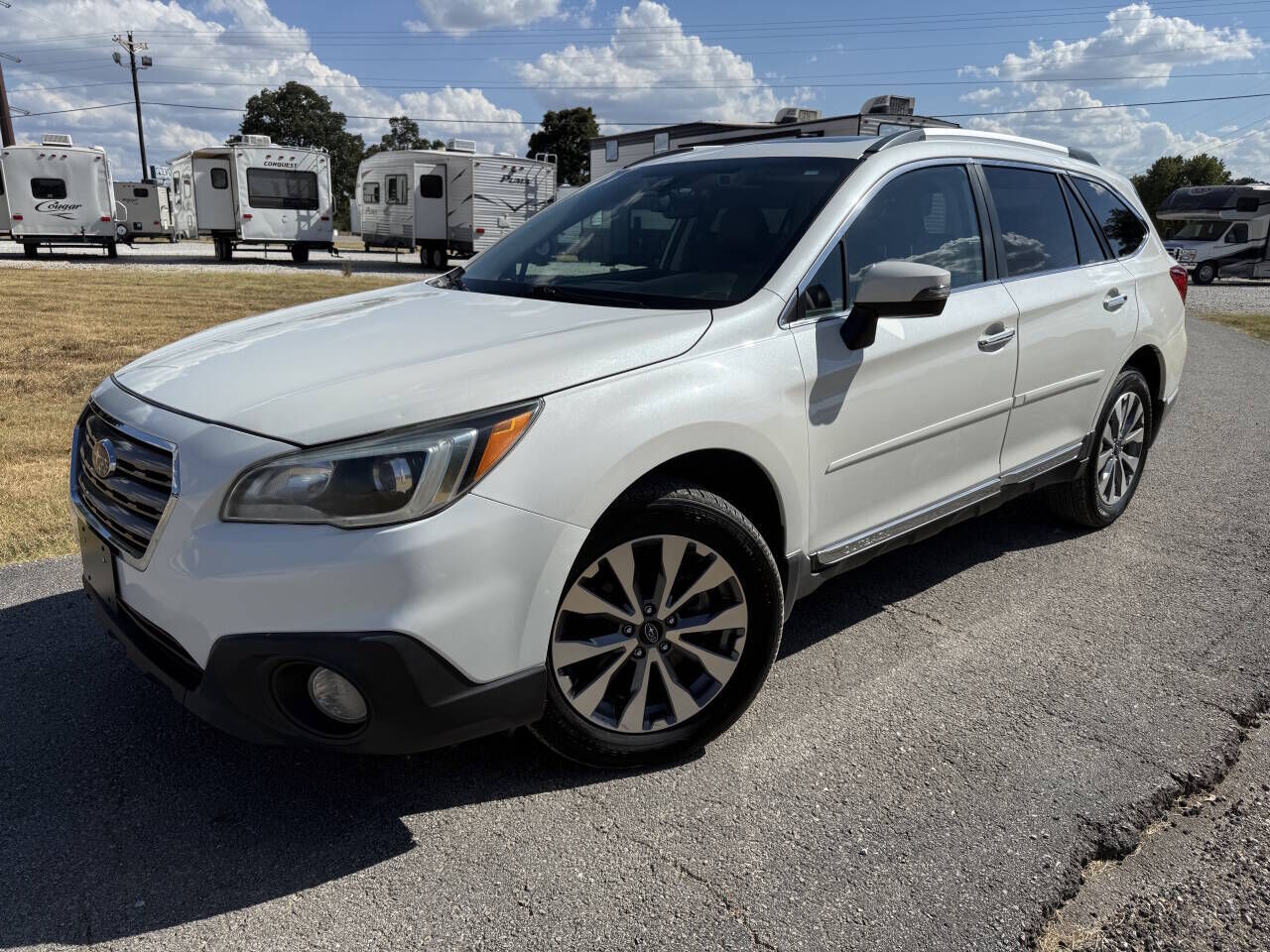 2017 SUBARU Outback