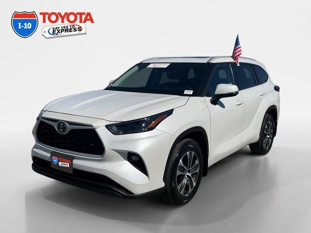 2026 TOYOTA Highlander