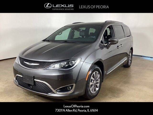 2019 CHRYSLER Pacifica