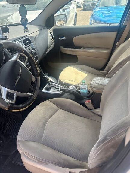 2013 CHRYSLER 200