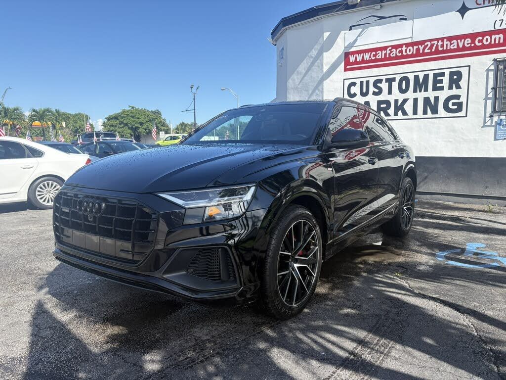 2021 Audi Q8