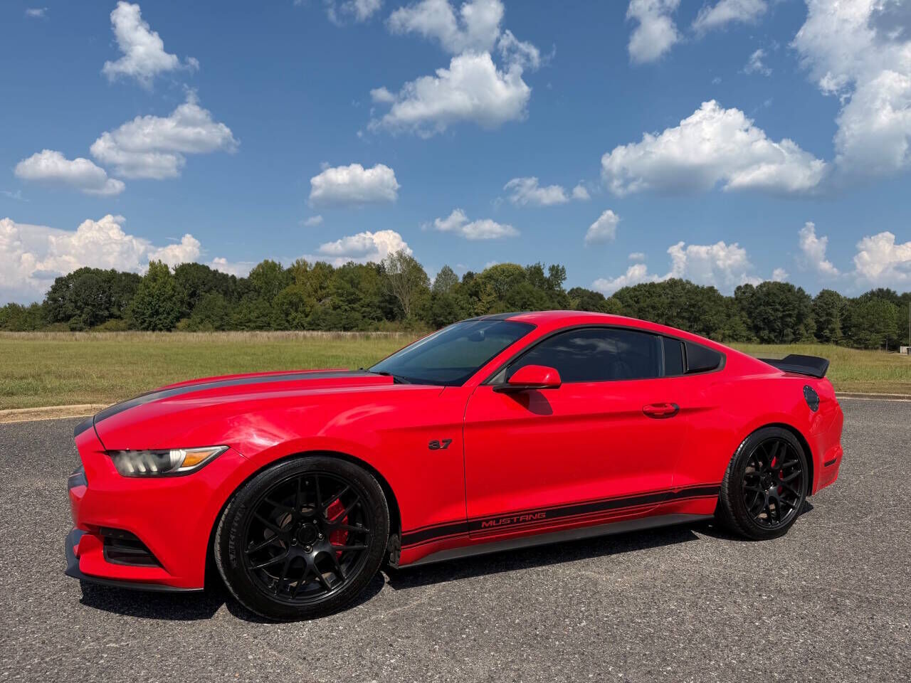 2017 FORD Mustang
