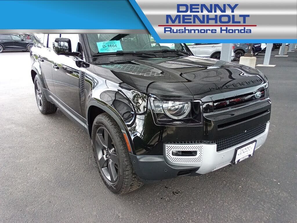 2024 LAND ROVER Defender