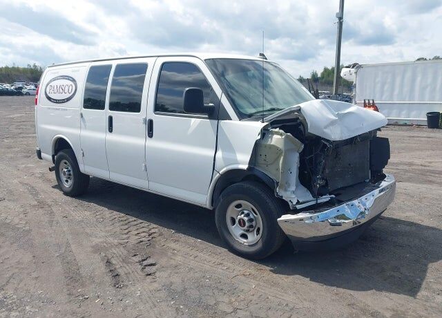 2023 GMC Savana