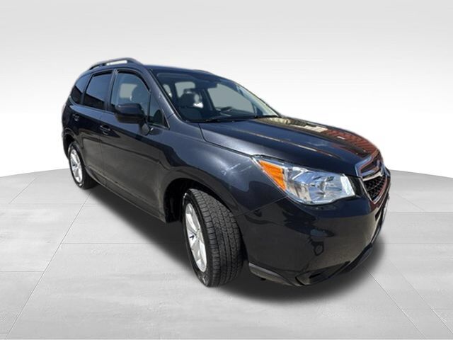 2016 SUBARU Forester