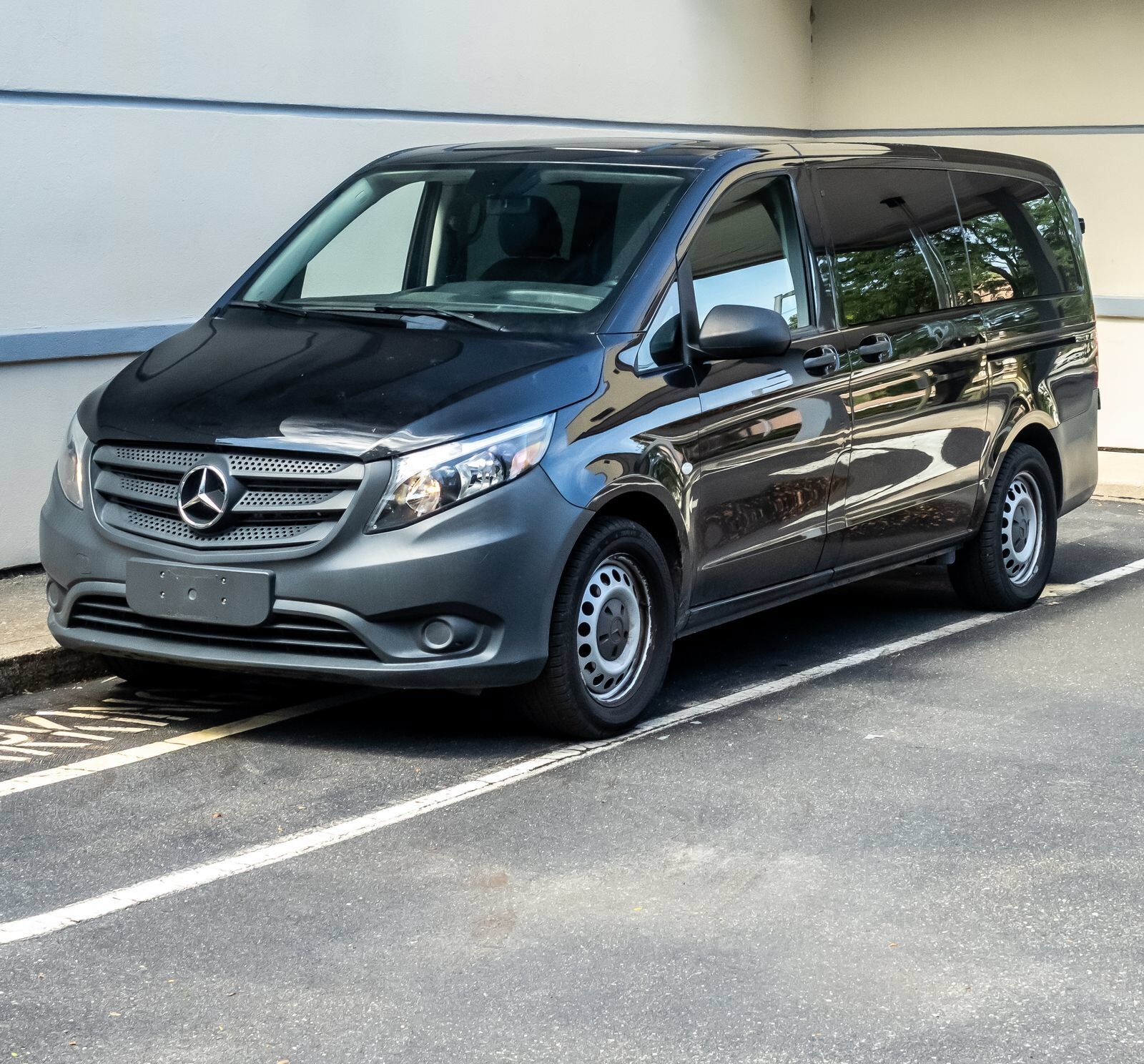 2019 MERCEDES-BENZ METRIS