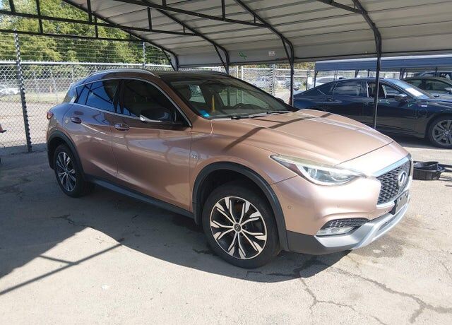 2017 INFINITI QX30