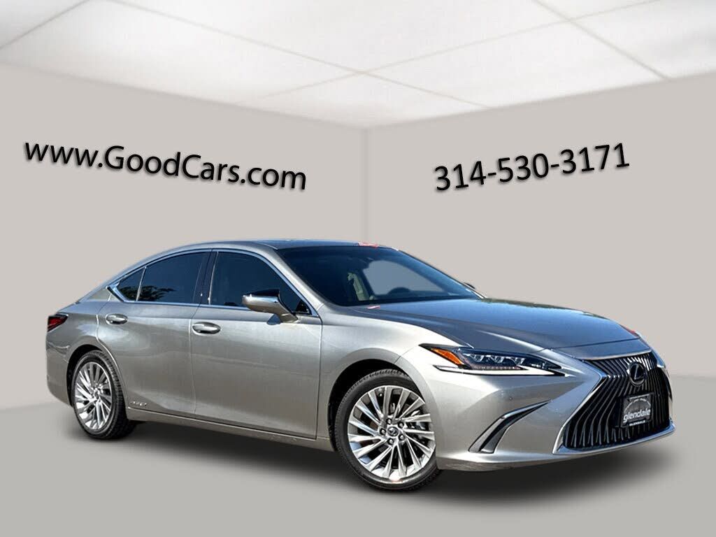 2020 LEXUS ES