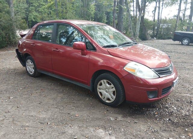 2010 NISSAN Versa