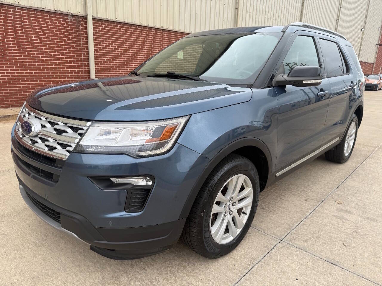2018 FORD Explorer