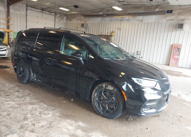 2022 CHRYSLER Pacifica