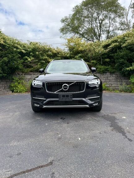 2019 VOLVO XC90