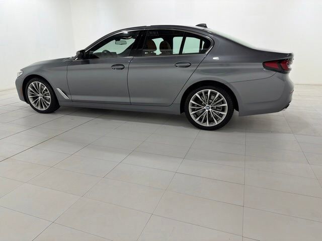 2023 BMW 530i