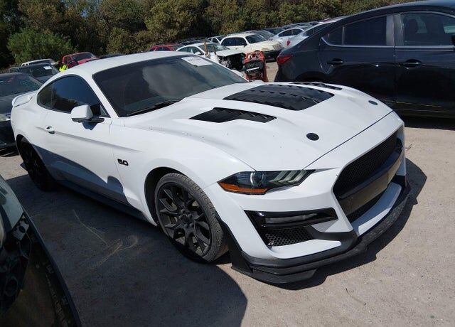 2019 FORD Mustang