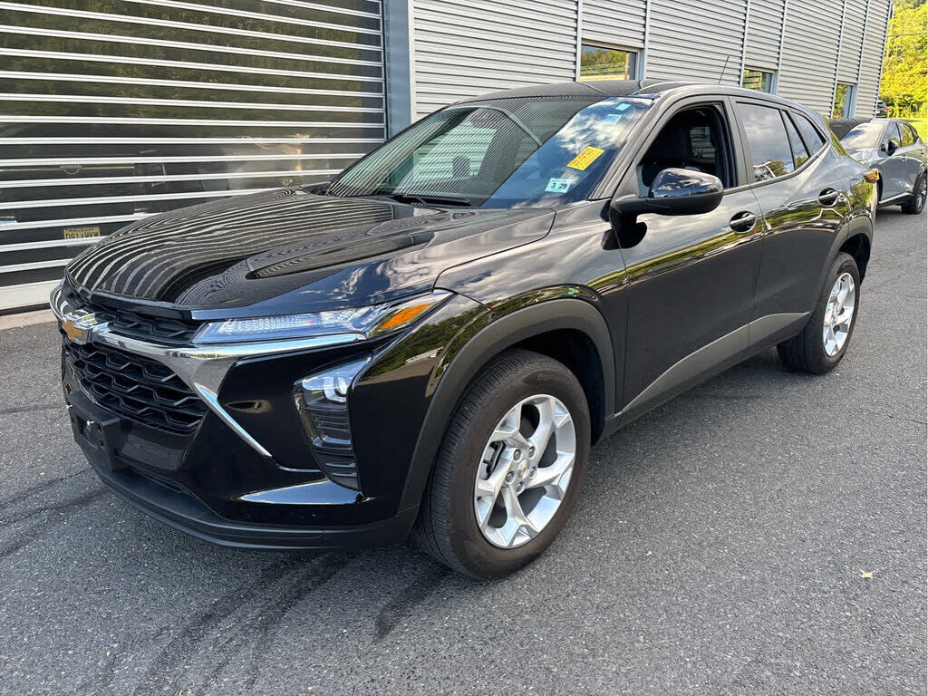 2024 CHEVROLET Trax