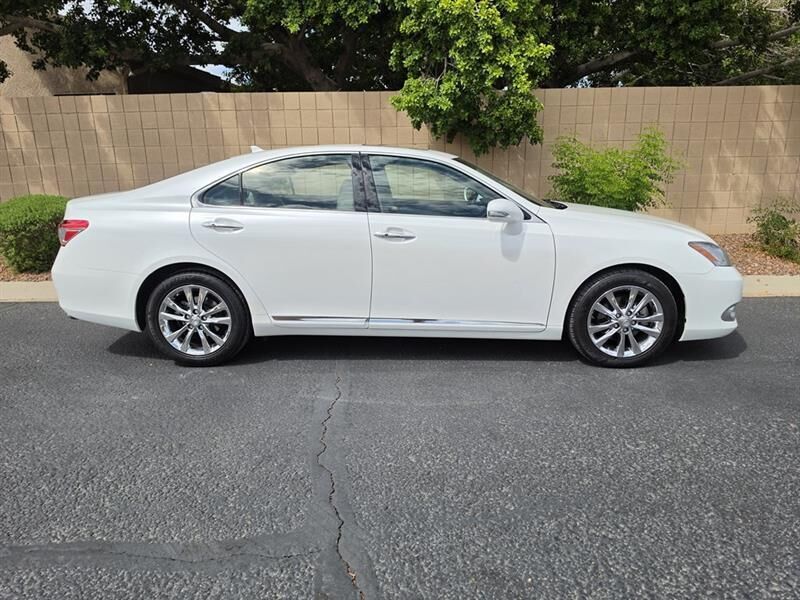 2011 Lexus ES