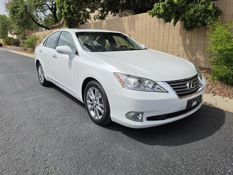 2011 LEXUS ES