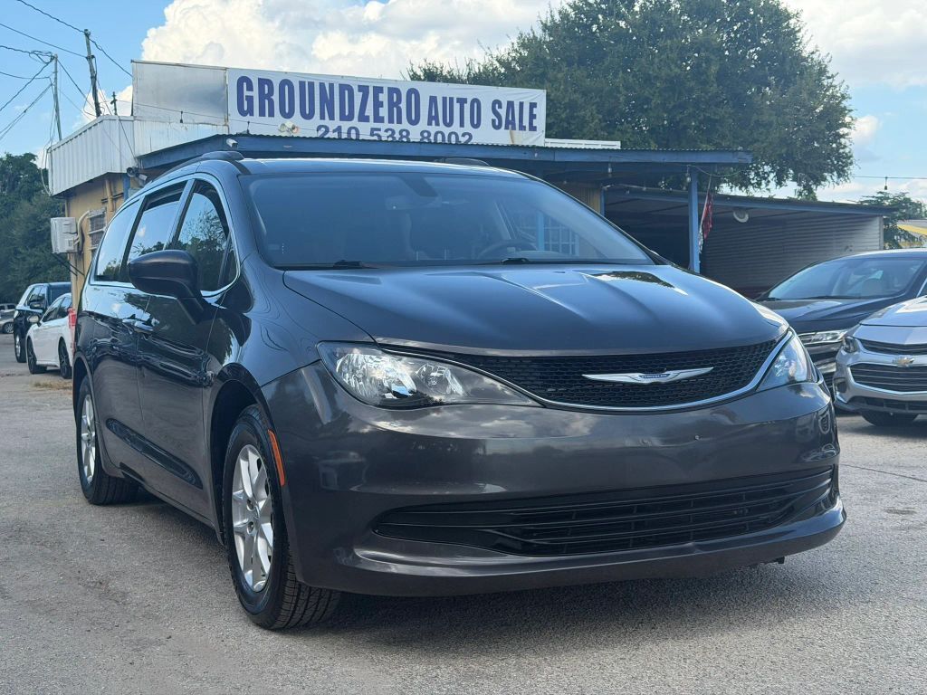 2020 CHRYSLER Voyager