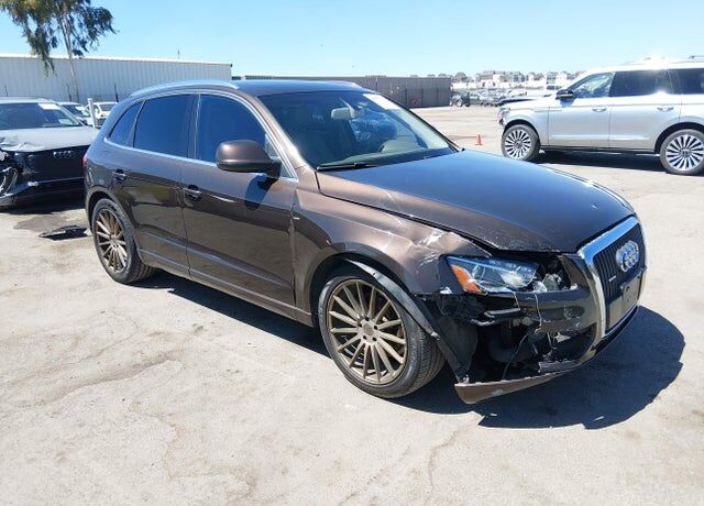 2011 AUDI Q5