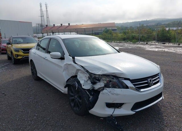 2015 HONDA Accord