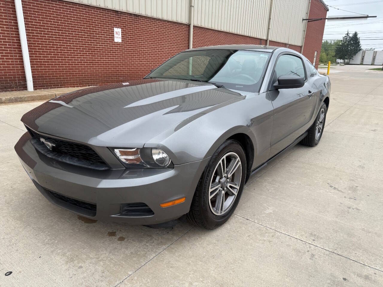 2011 FORD Mustang