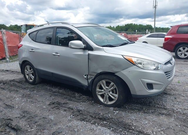 2011 HYUNDAI Tucson