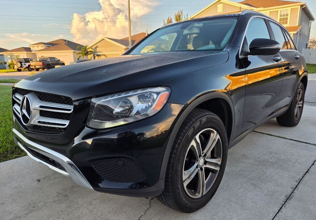 2017 MERCEDES-BENZ GLC-Class