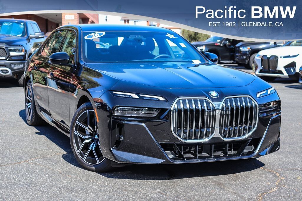 2026 BMW 740i