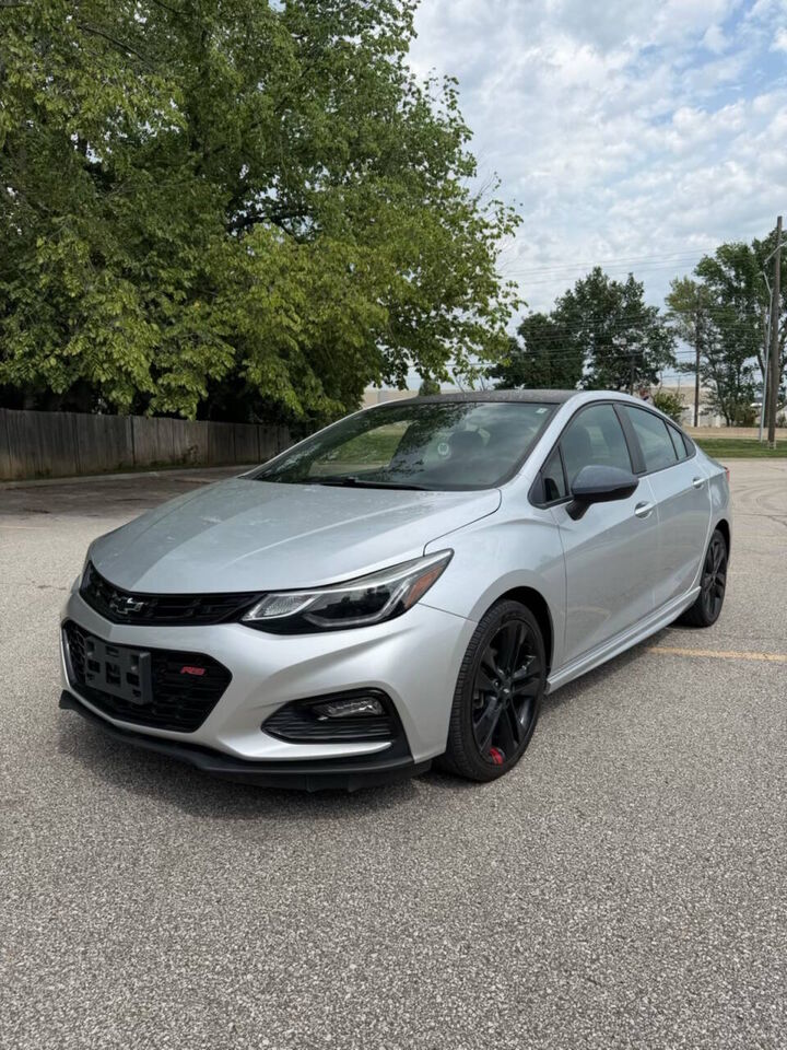 2018 CHEVROLET Cruze