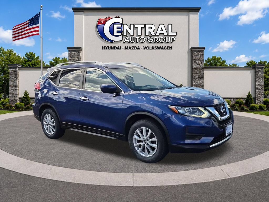 2017 NISSAN Rogue