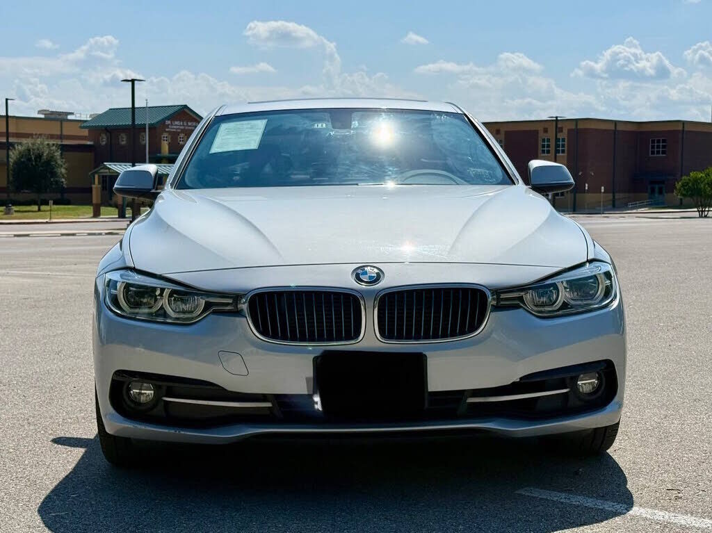 2018 BMW 330e
