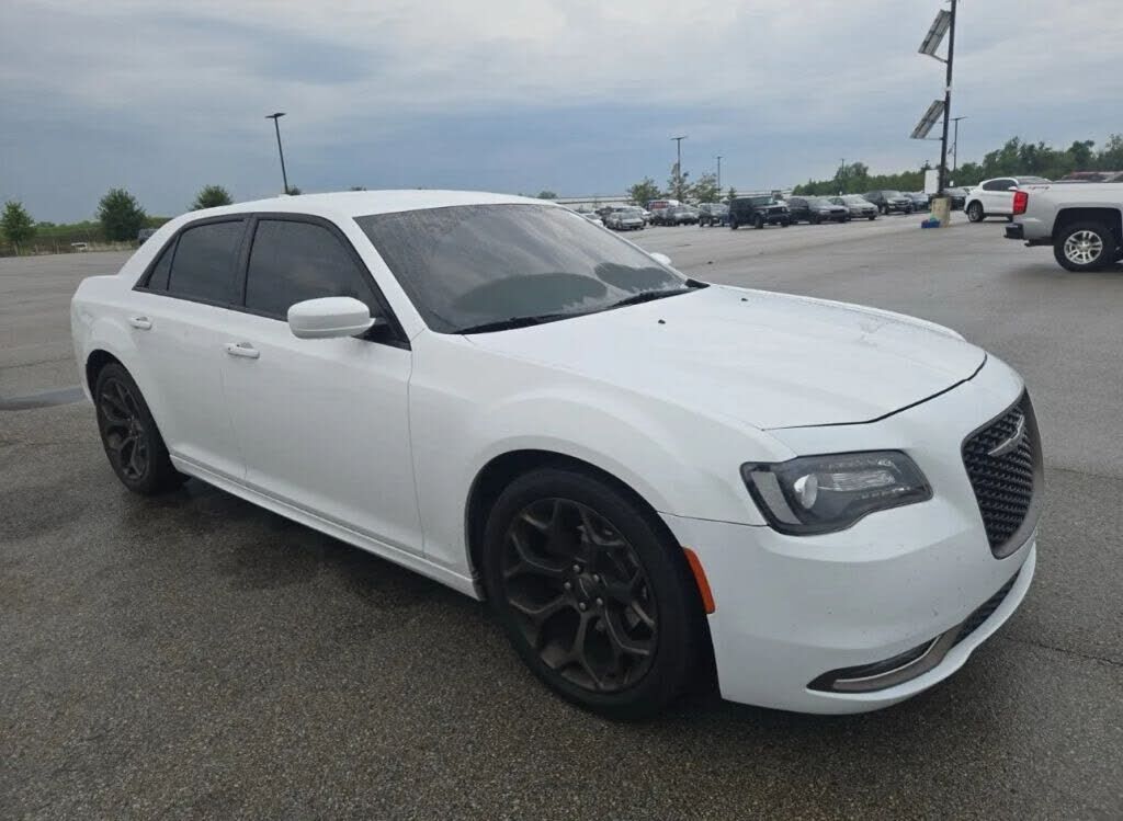2016 CHRYSLER 300