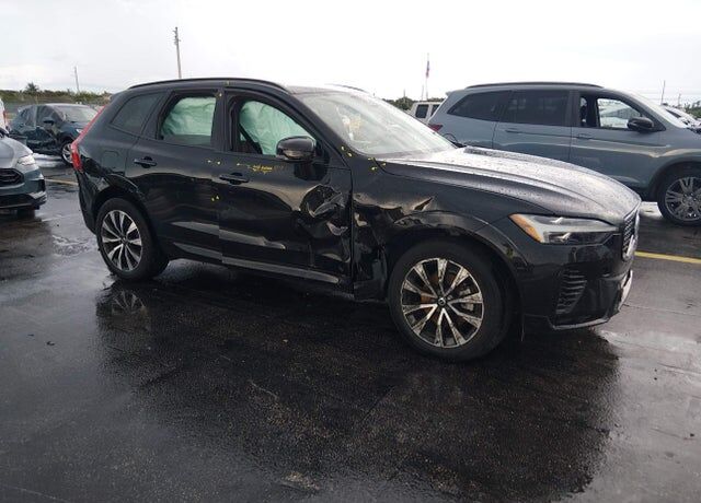 2024 VOLVO XC60