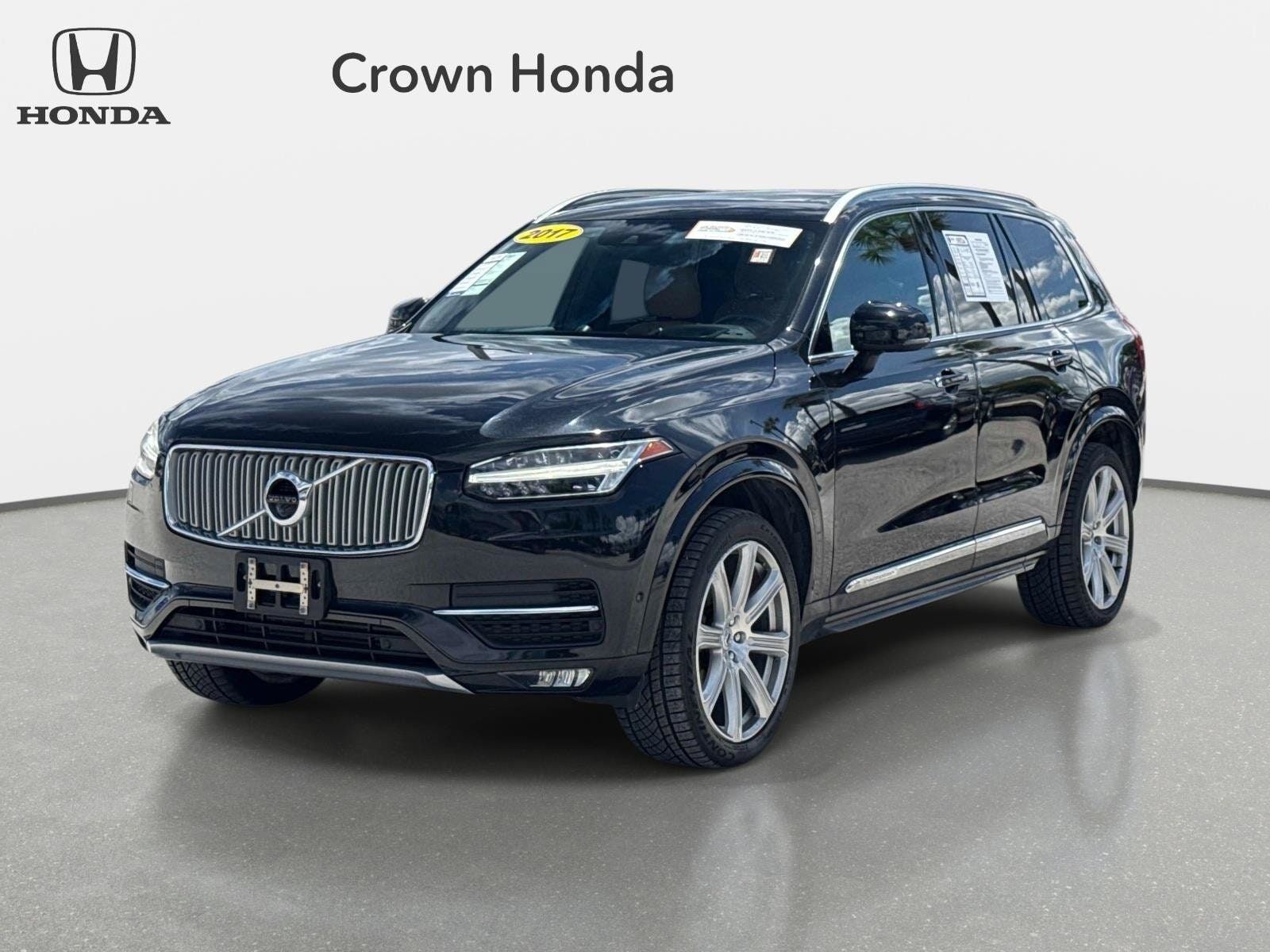 2017 VOLVO XC90