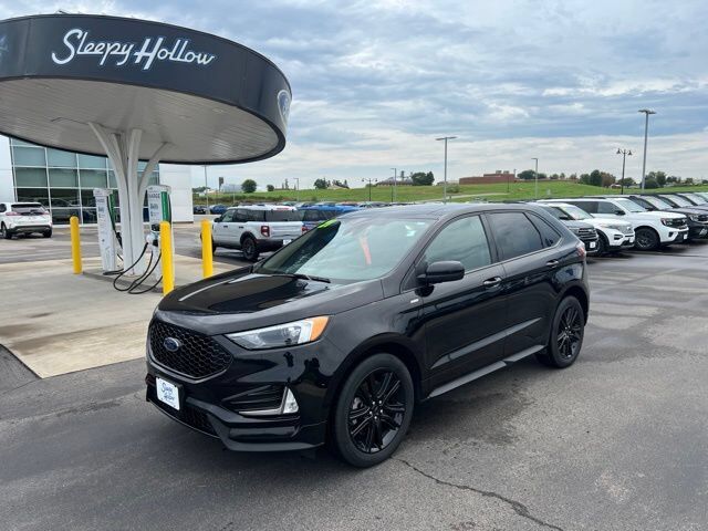 2021 FORD Edge