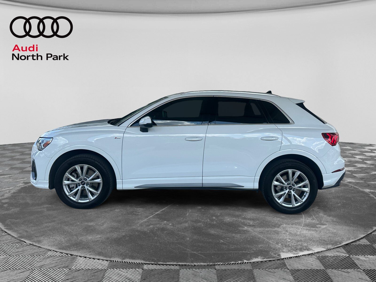 2024 Audi Q3