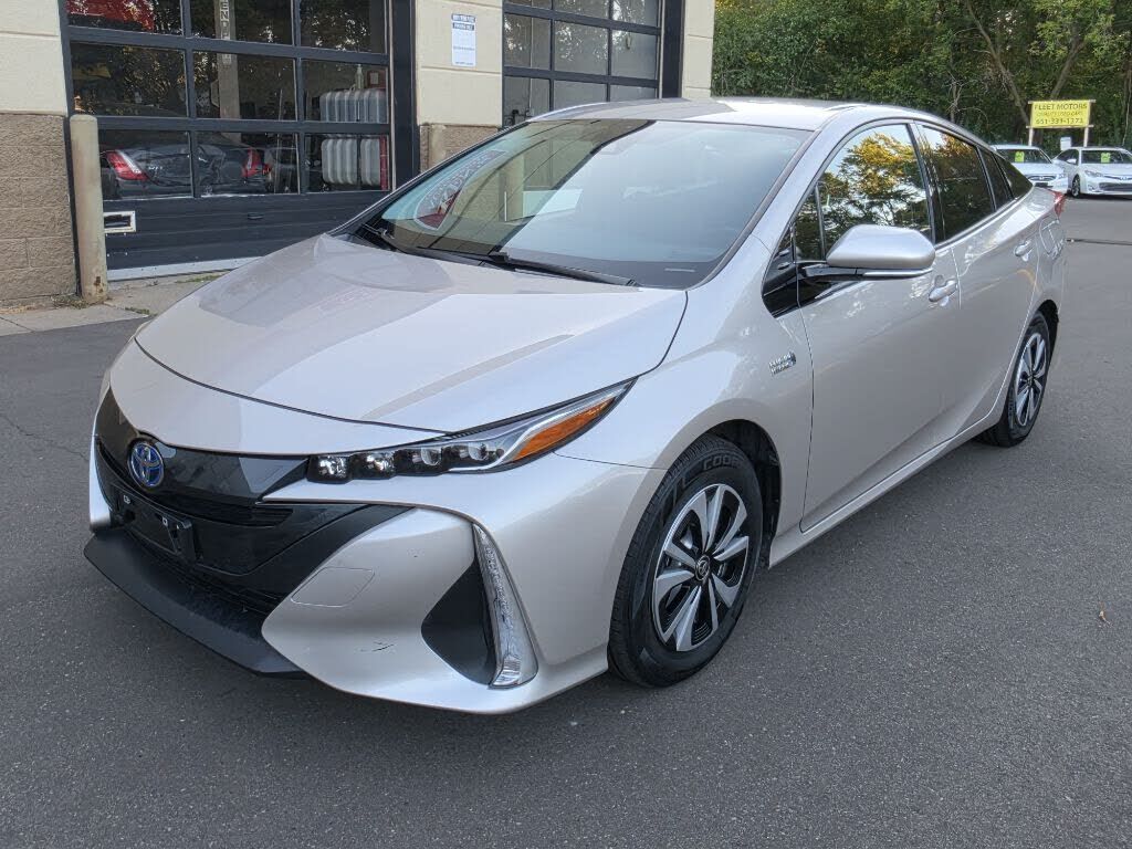 2018 TOYOTA Prius