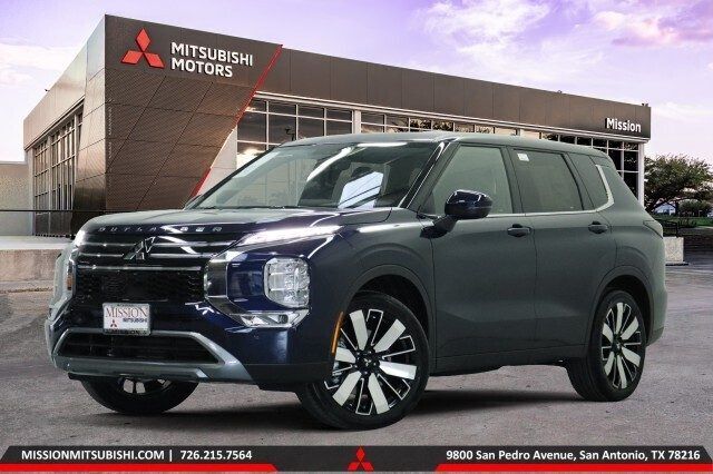 2026 MITSUBISHI Outlander