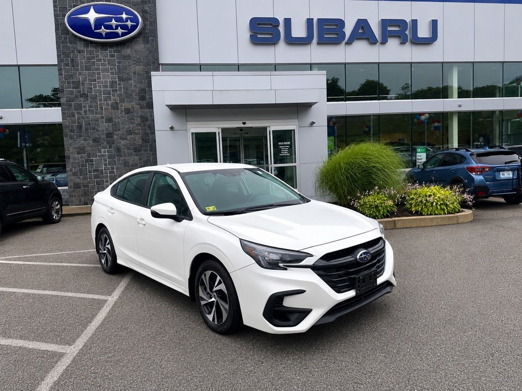 2024 SUBARU Legacy