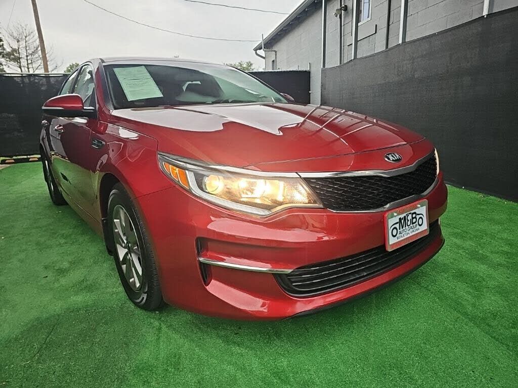 2017 KIA Optima