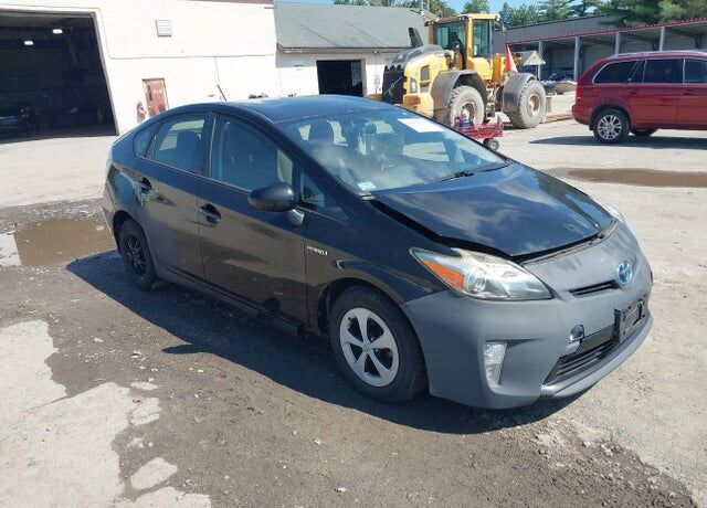 2014 TOYOTA PRIUS
